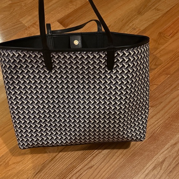 Tory Burch Black and White Tote Bag - Picture 3 of 4